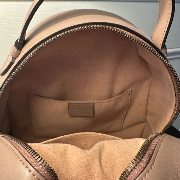 Gucci Marmont Backpack in Dusty Pink - Picture 4 of 4